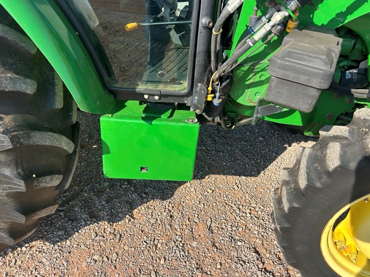 john-deere-5075e-image-34