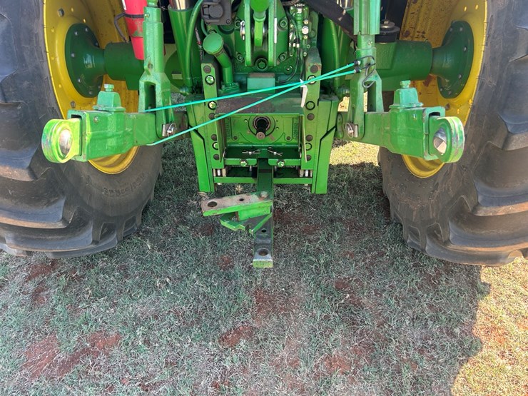 2014-john-deere-6140m-image-5