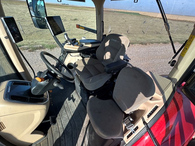 2022-case-ih-magnum-340-image-11