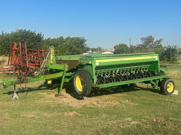 john-deere-450-image-1