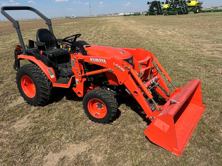 #47-•-2021-kubota-b2601-image-23