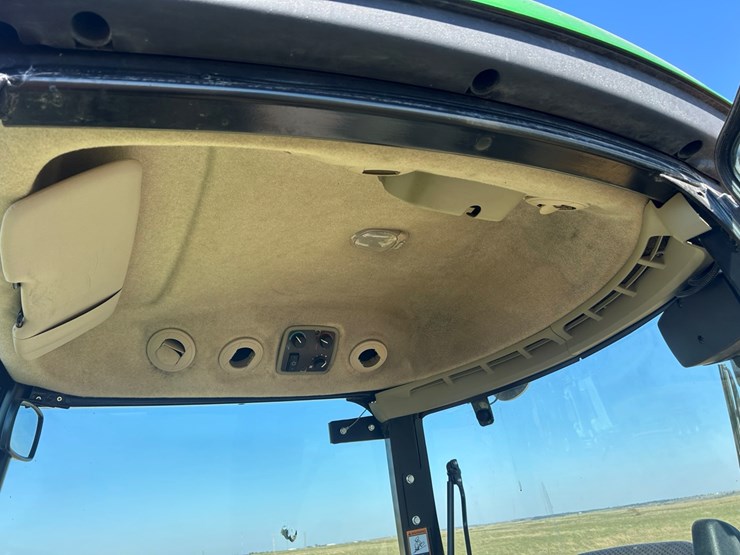 john-deere-4066r-image-15