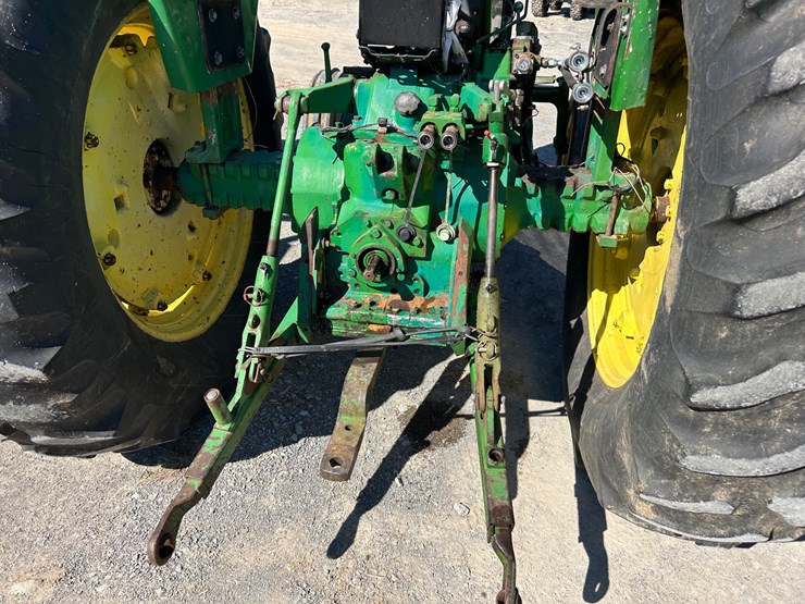 john-deere-2640-image-7