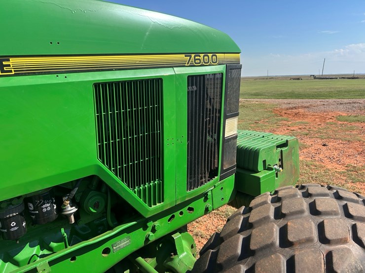 1996-john-deere-7600-image-37