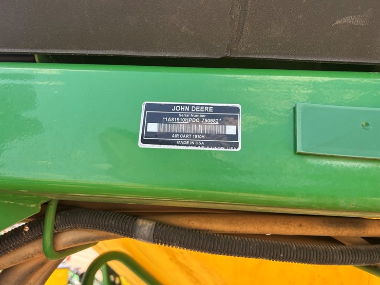 john-deere-1890-image-16