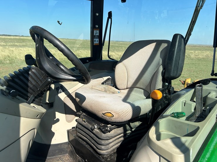 john-deere-4066r-image-17