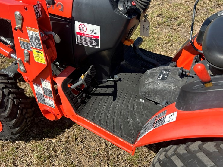 #47-•-2021-kubota-b2601-image-10