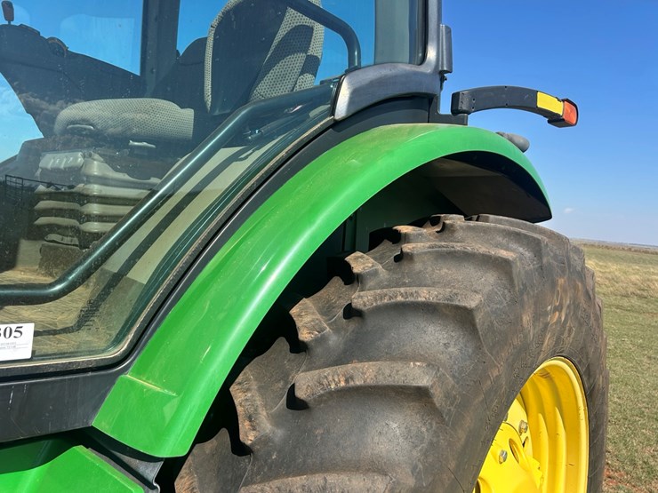 2014-john-deere-7210r-image-39