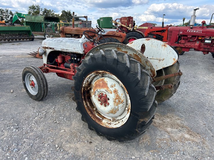 ford-8n-image-3