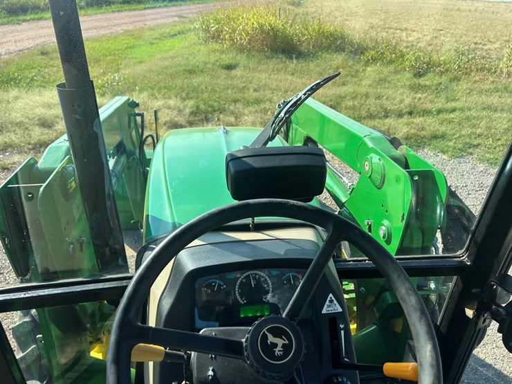 john-deere-5075e-image-28