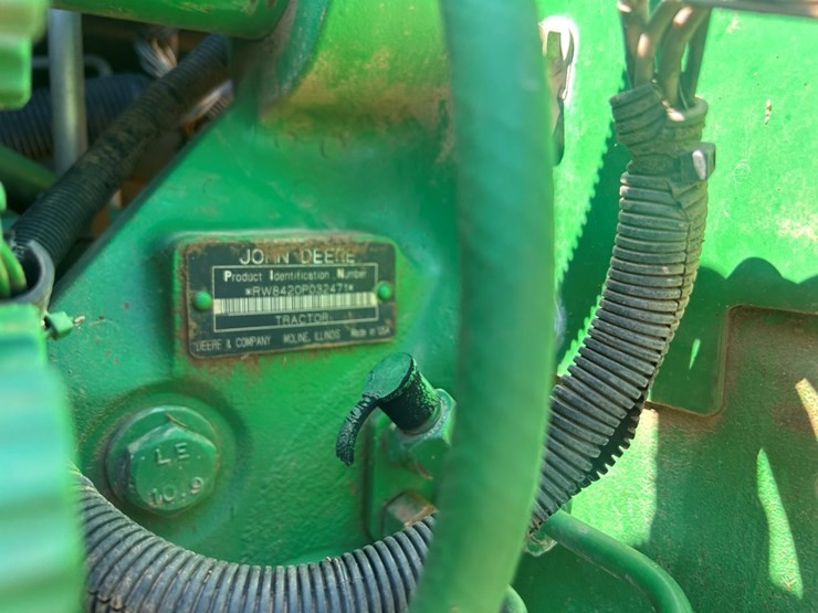 2005-john-deere-8420-image-40