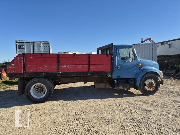 1990-international-flatbed-8462-image-8