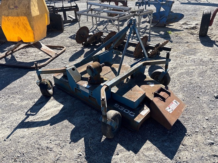 new-holland-930b-image-2