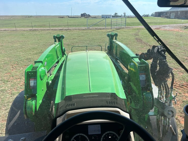 2014-john-deere-6140m-image-35