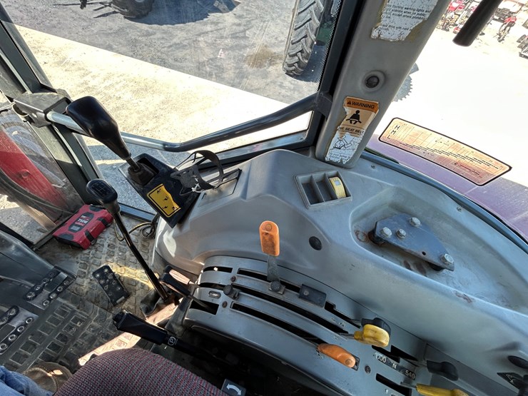 massey-ferguson-4235-image-15