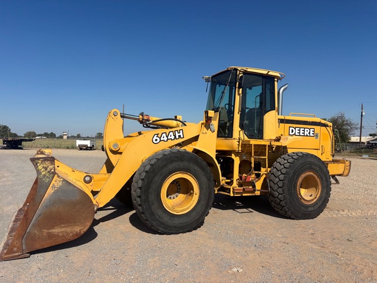 2006-deere-644h-image-1