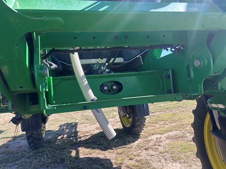 2021-john-deere-r4038-image-7