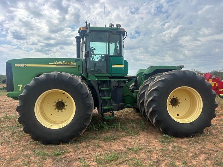 john-deere-9320-image-21