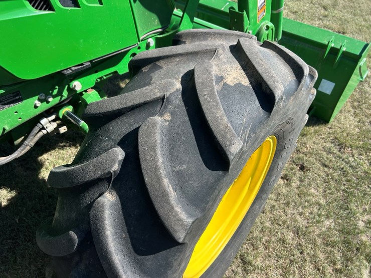 2023-john-deere-6130m-image-17