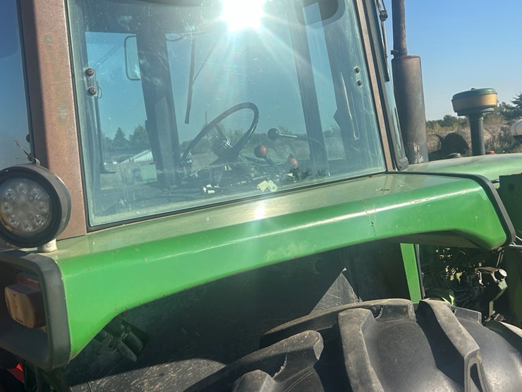 john-deere-4240-image-36