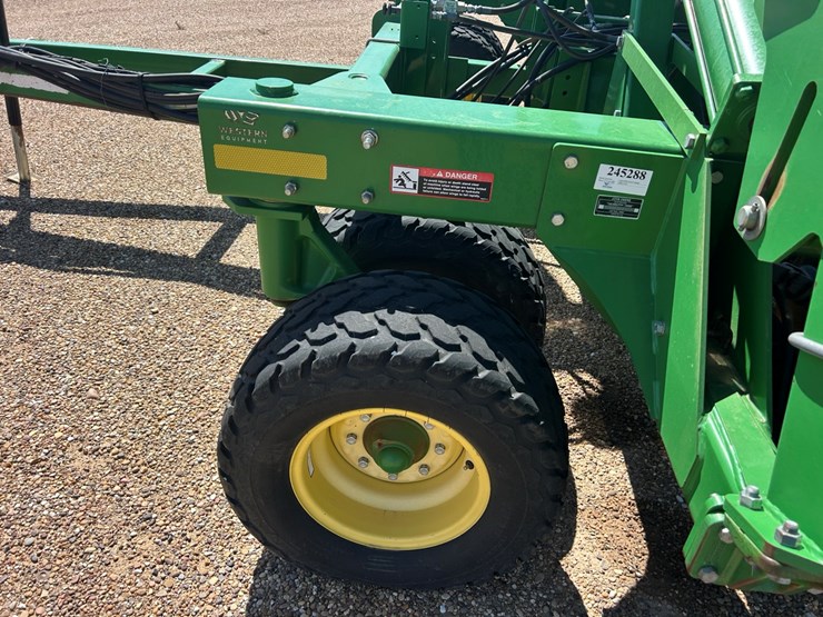 john-deere-1890-image-24