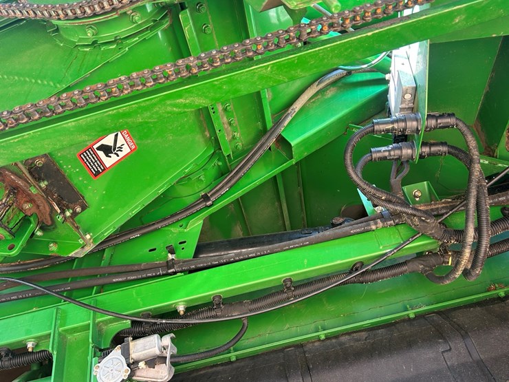 2010-john-deere-2010-image-33