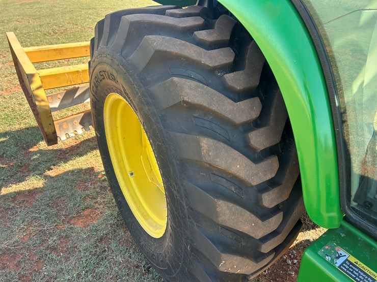john-deere-4066r-image-13