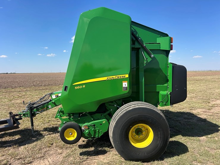 2022-john-deere-560r-image-22