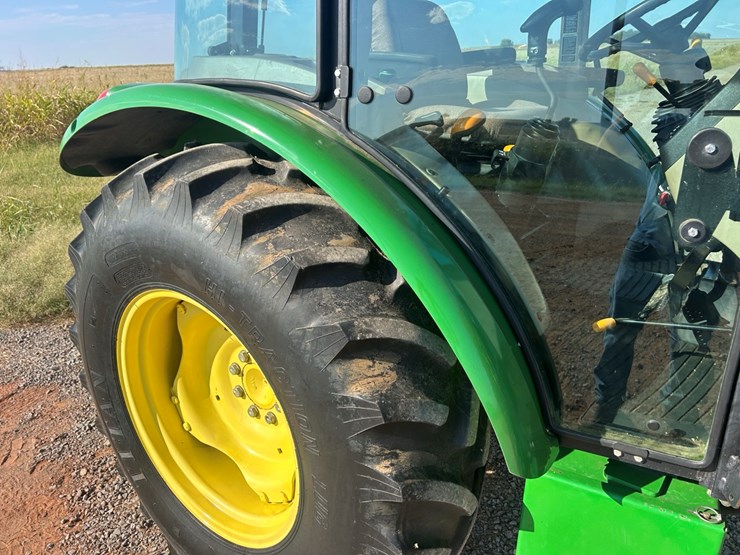 john-deere-5075e-image-33