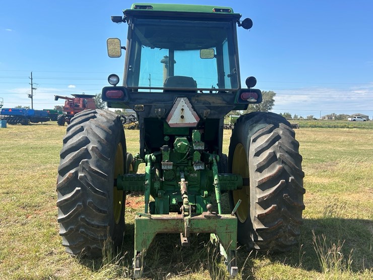 john-deere-4640-image-4