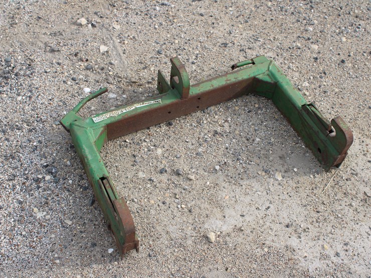 #4105-•-john-deere-3pt-quick-connect-hitch-image-1