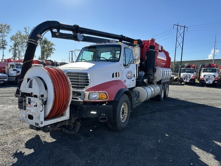 2004-sterling-9500-vactor-vacuum-truck-image-1