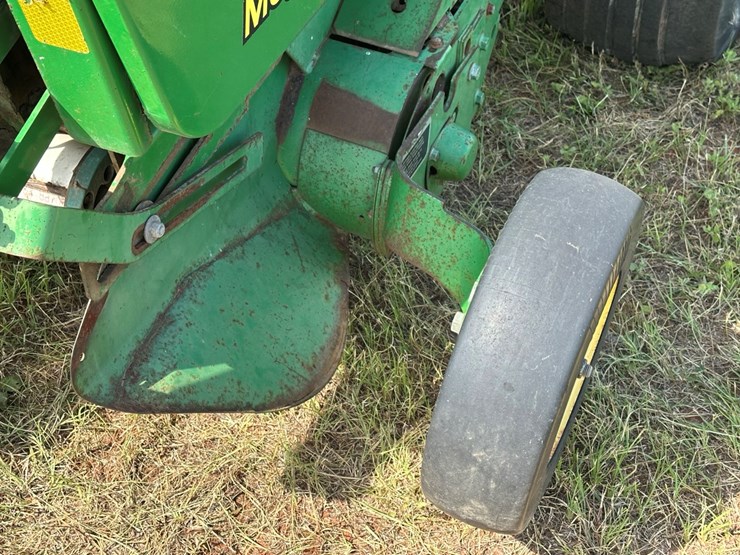 john-deere-468-image-9