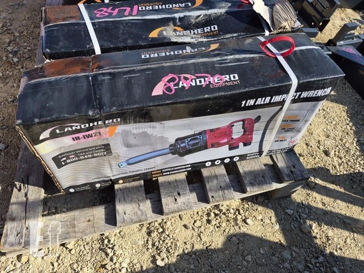 landhero-1"-air-impact-wrench-image-2