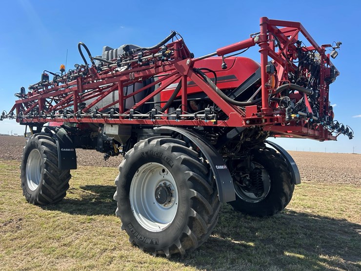 2020-case-ih-patriot-4440-image-25