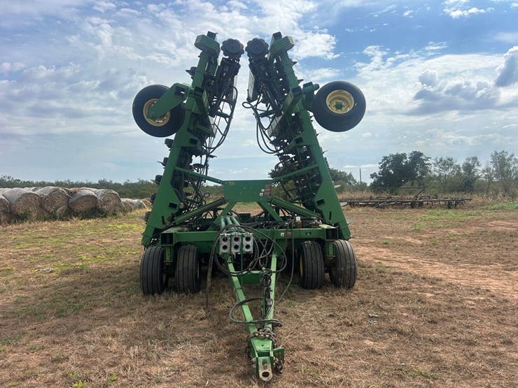 john-deere-1850-image-12