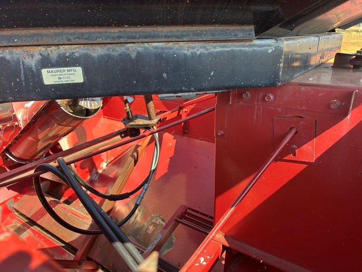 2004-case-ih-2388-image-37