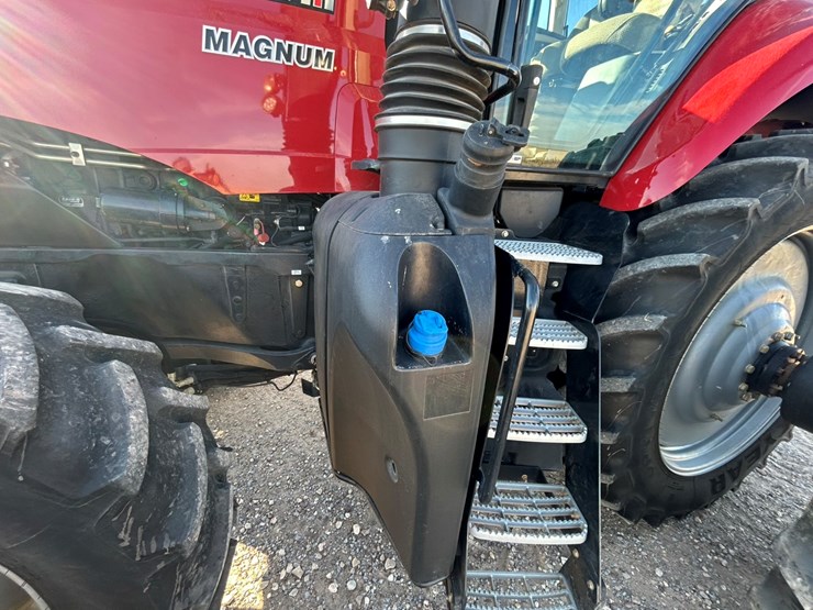 2022-case-ih-magnum-340-image-36