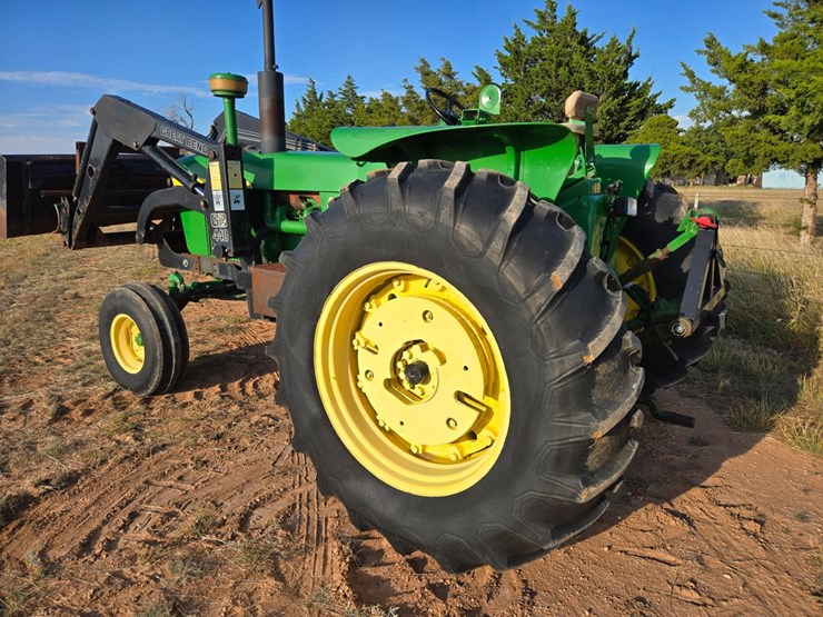 john-deere-4020-image-10