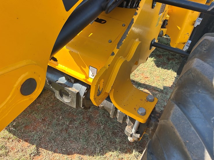 jcb-tm220-image-15