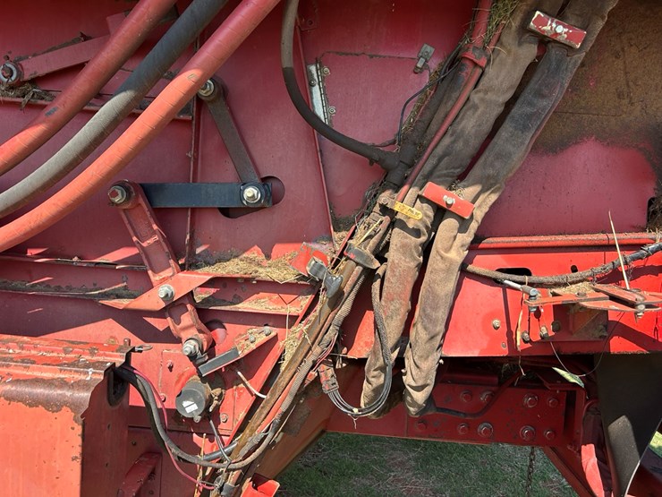 2004-case-ih-2388-image-12