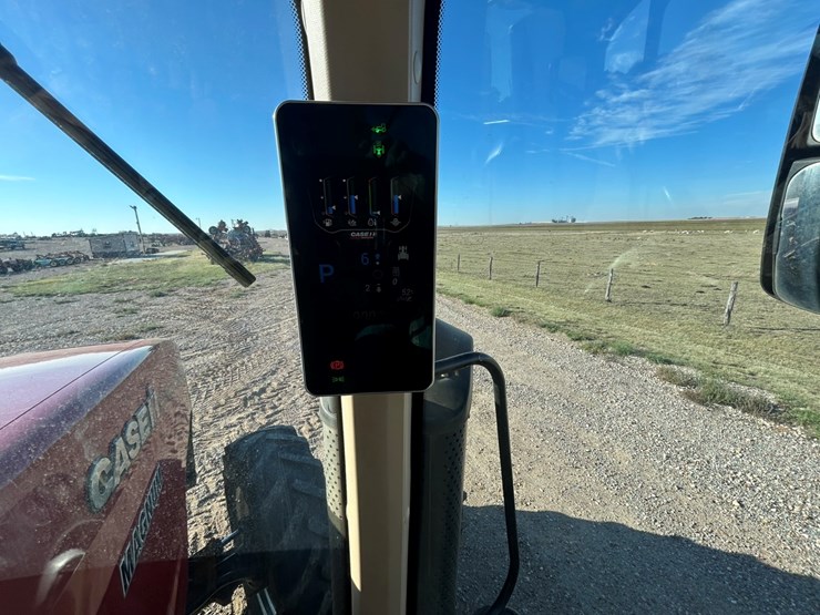 2022-case-ih-magnum-340-image-6