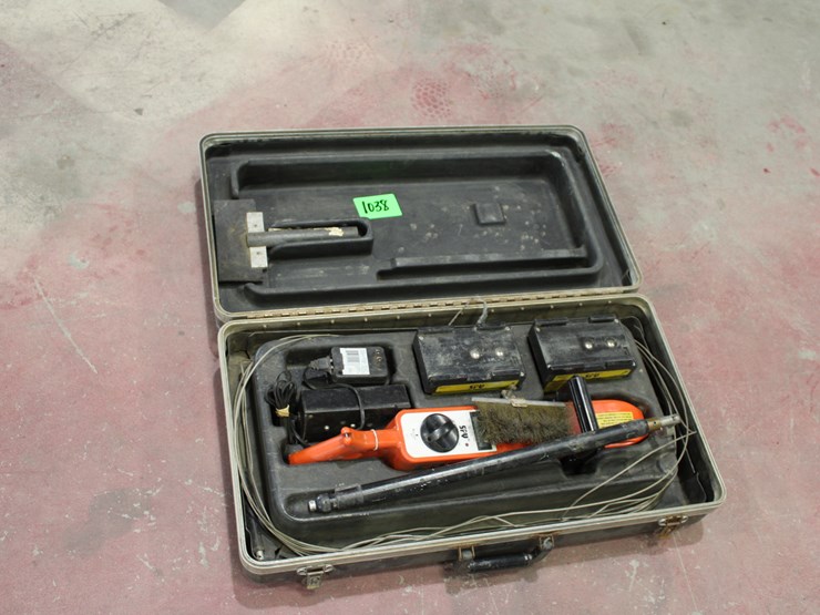#1038-•-holiday-detector-spy-pipe-locator-image-1