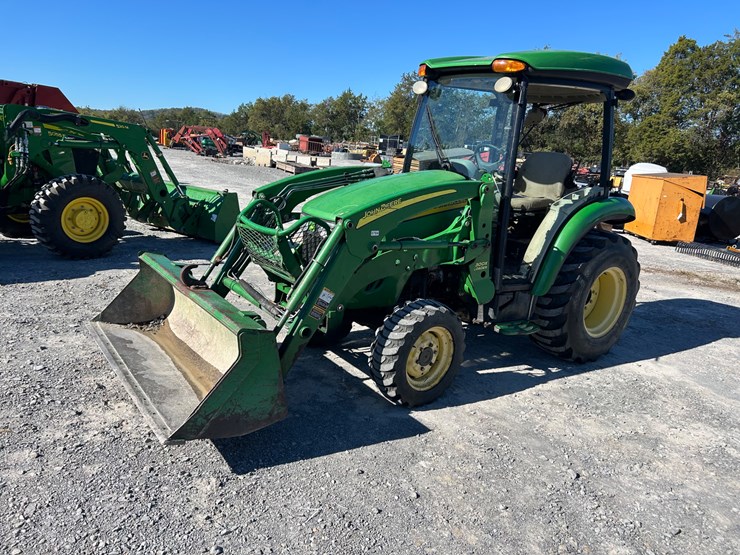john-deere-3520-image-2