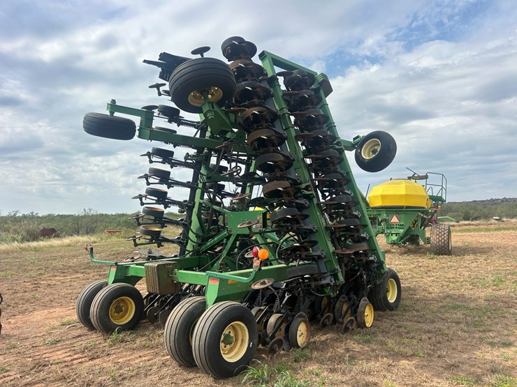 john-deere-1850-image-9