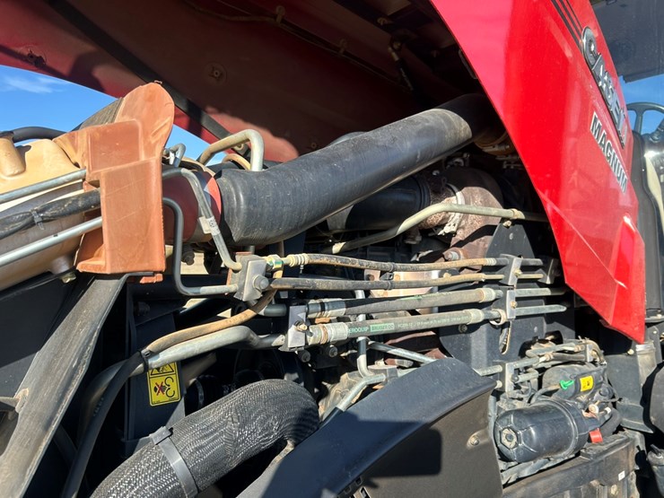 2022-case-ih-magnum-340-image-3