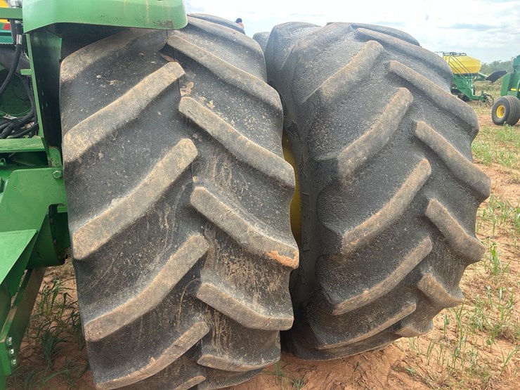john-deere-9320-image-8