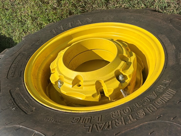 john-deere-4066m-image-30