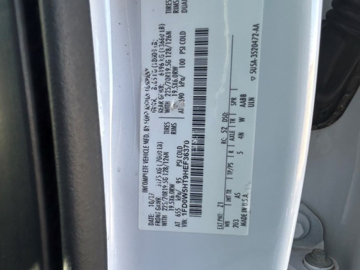2017-ford-f550-image-38