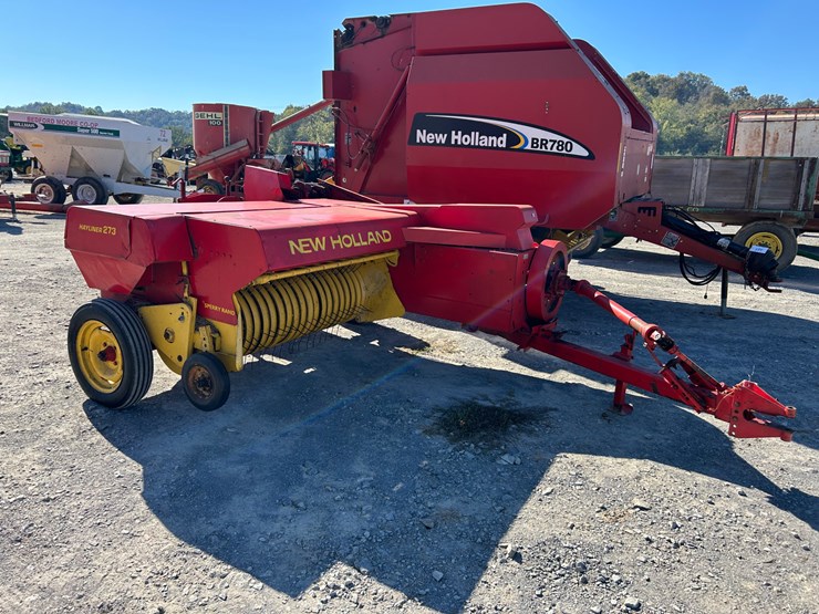 new-holland-273-image-1